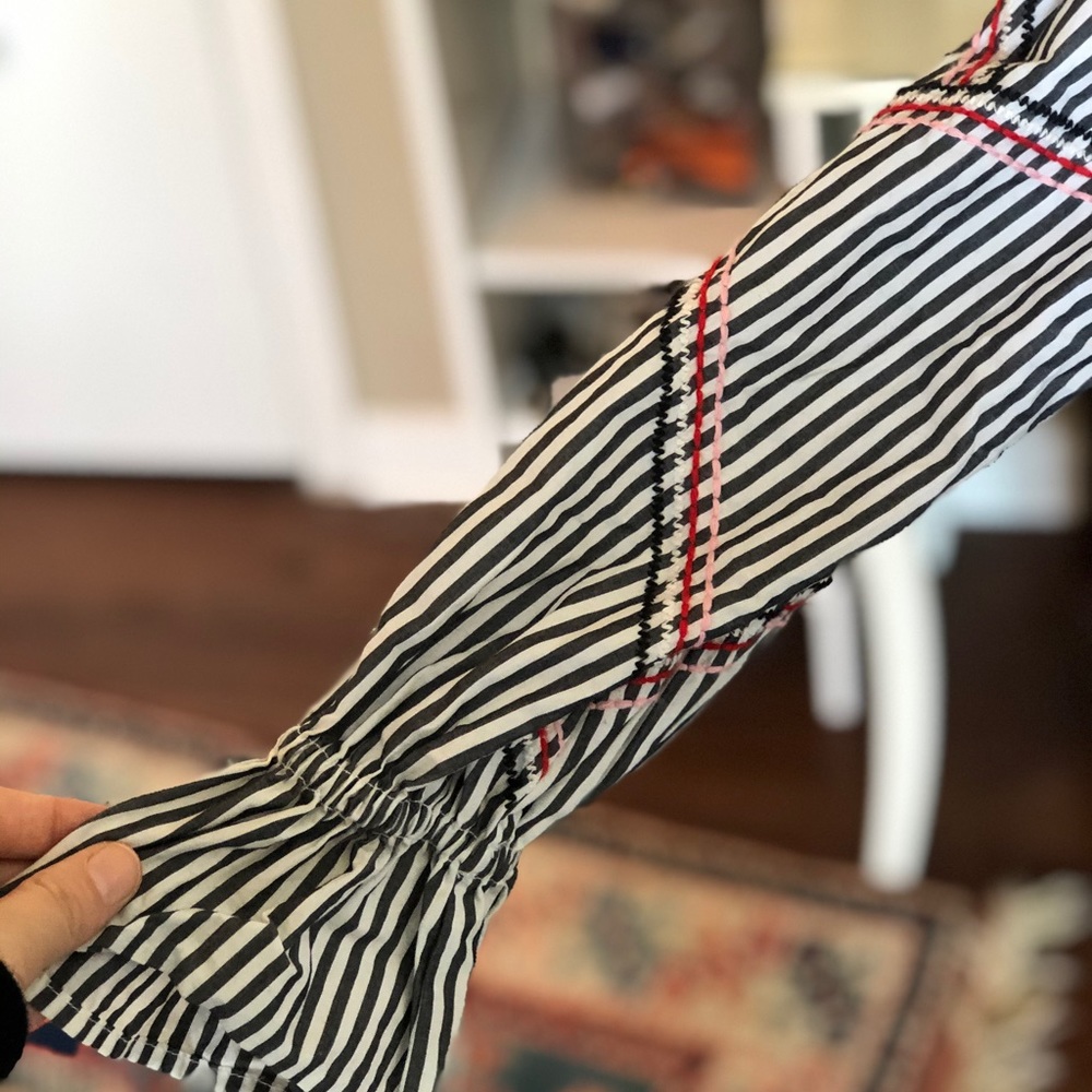 Gap button down blouse - Picture 2 of 5